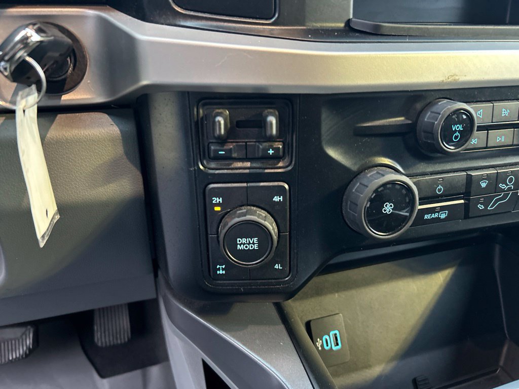 Certified 2024 Ford F250 XLT AWD/4WD image 17
