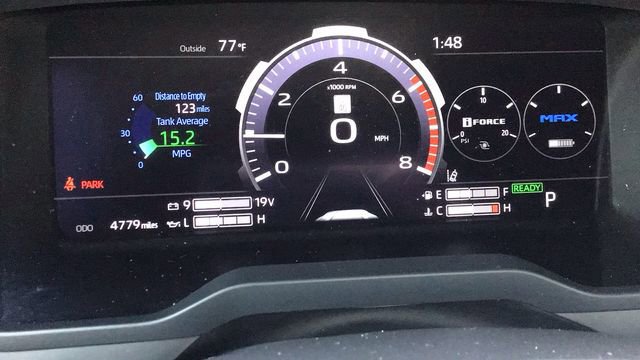 Used 2025 Toyota Sequoia Platinum image 28