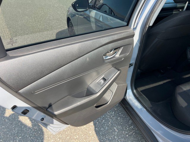 Used 2025 Honda Accord SE image 25