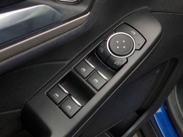 Certified 2022 Ford Escape SEL image 9