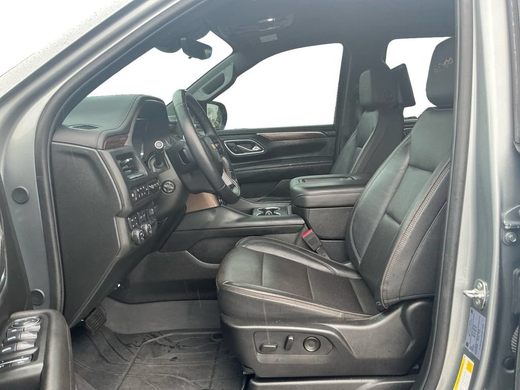 Used 2024 Chevrolet Suburban High Country w/ Advanced Technology Package AWD/4WD image 14