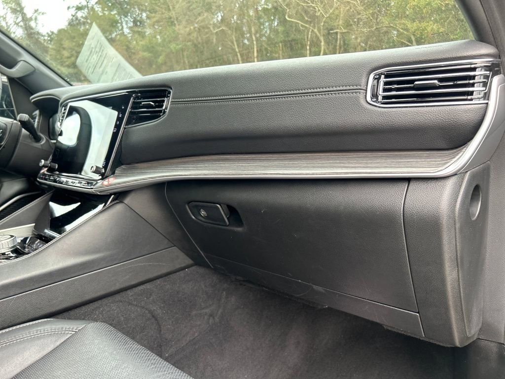 Used 2024 Jeep Wagoneer L Series II image 16