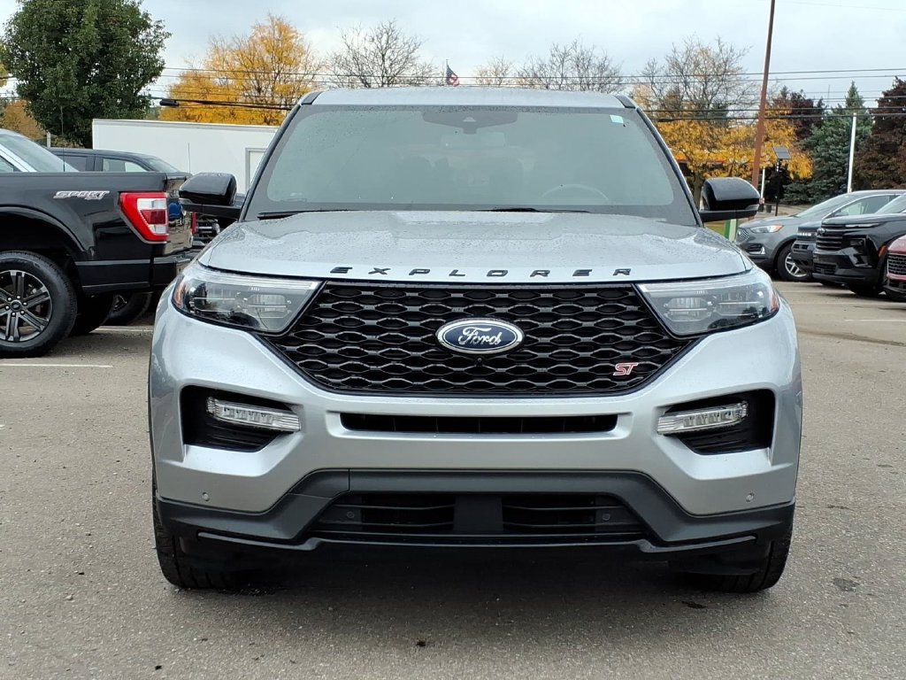 Certified 2022 Ford Explorer ST w/ Equipment Group 401A AWD/4WD image 8