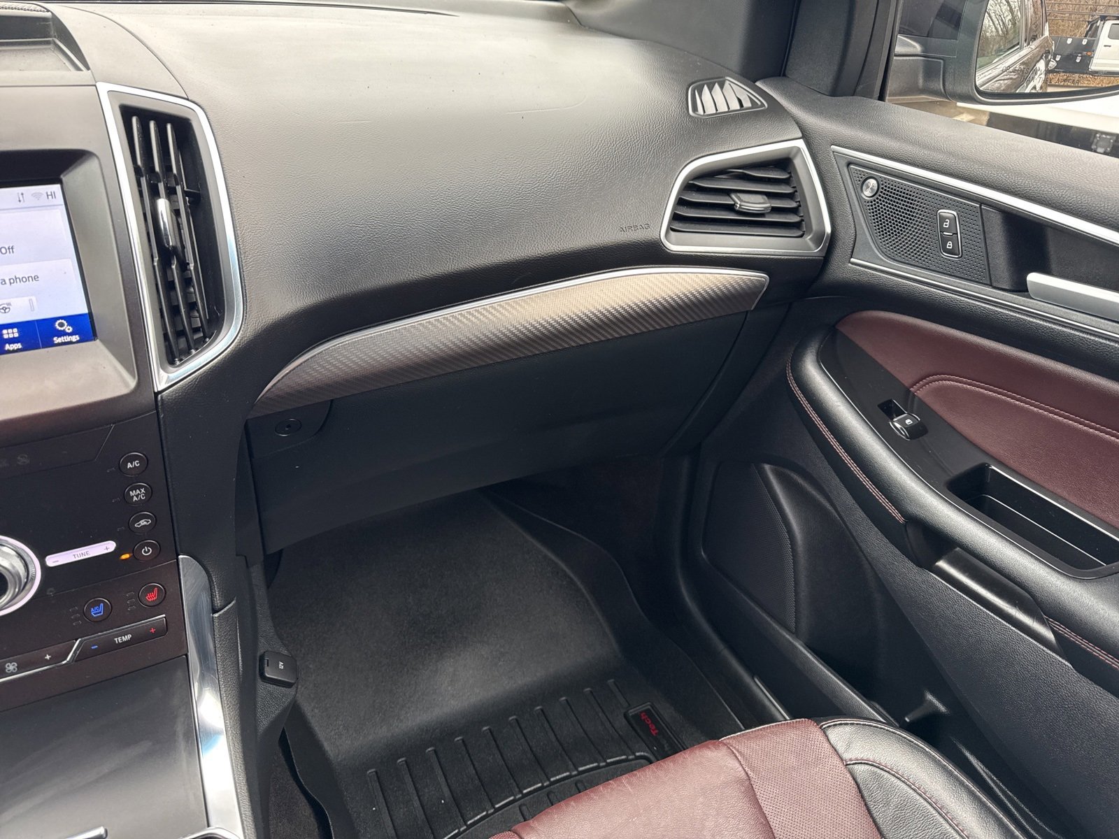 Certified 2020 Ford Edge Titanium w/ Equipment Group 301A image 33