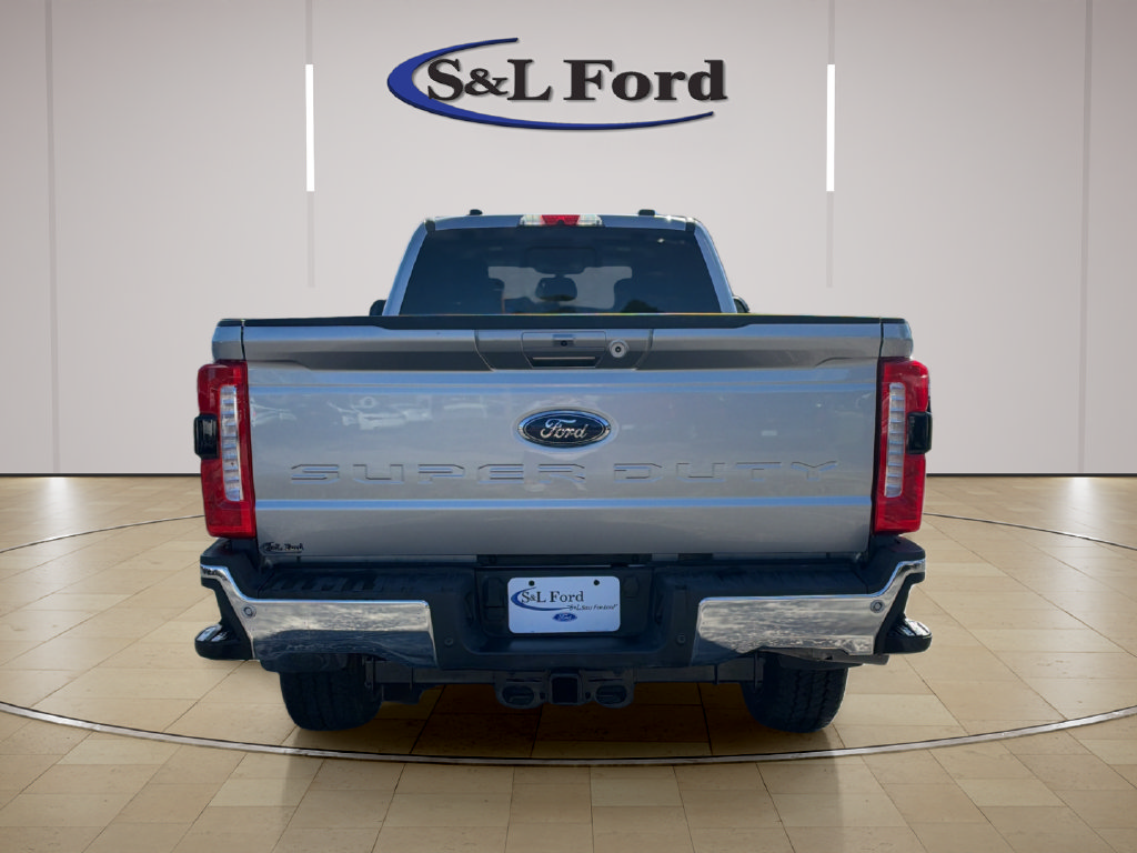 Certified 2024 Ford F250 Lariat w/ Lariat Ultimate Package AWD/4WD image 6
