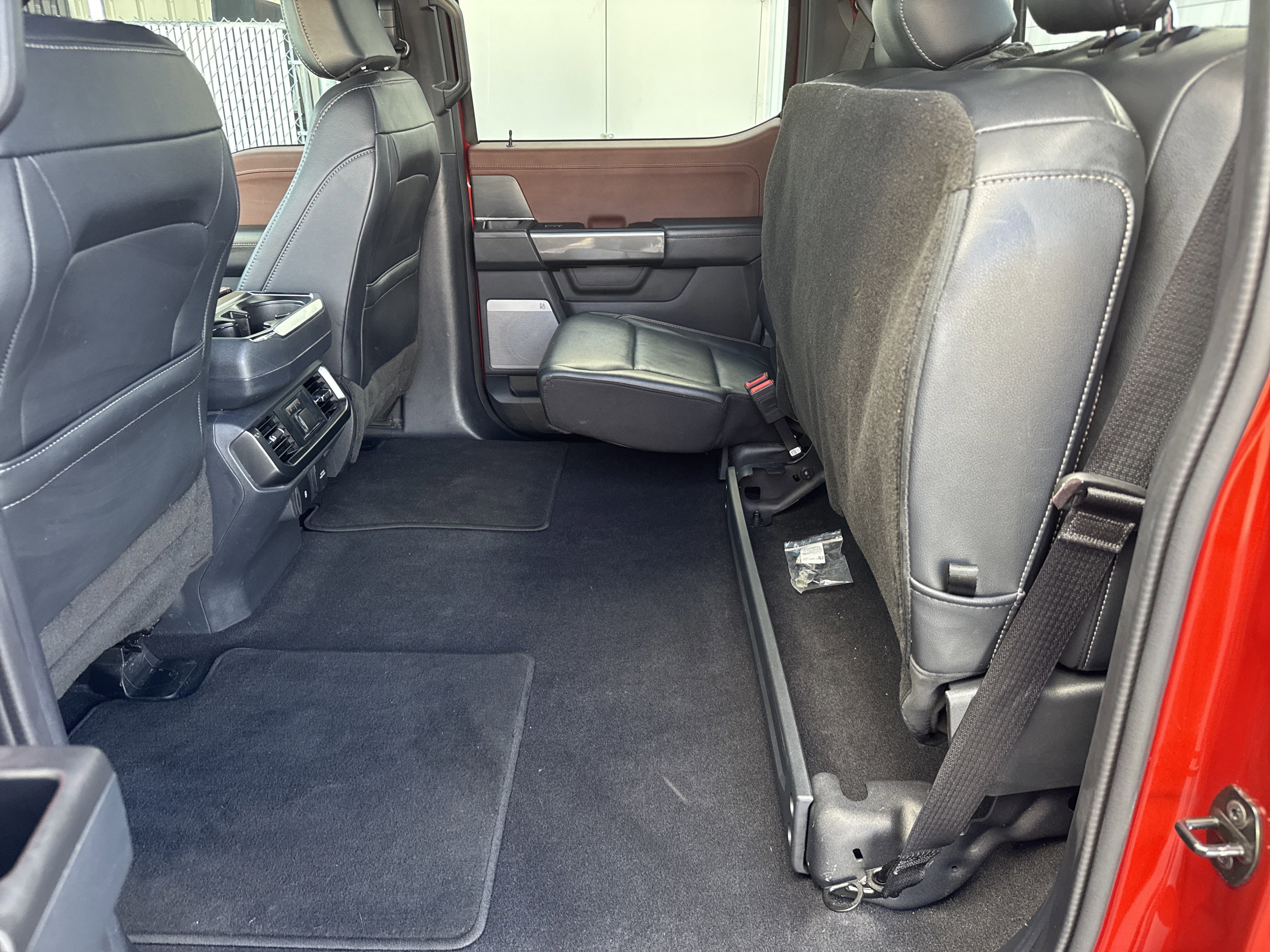 Certified 2023 Ford F150 Lariat w/ Equipment Group 502A High image 35