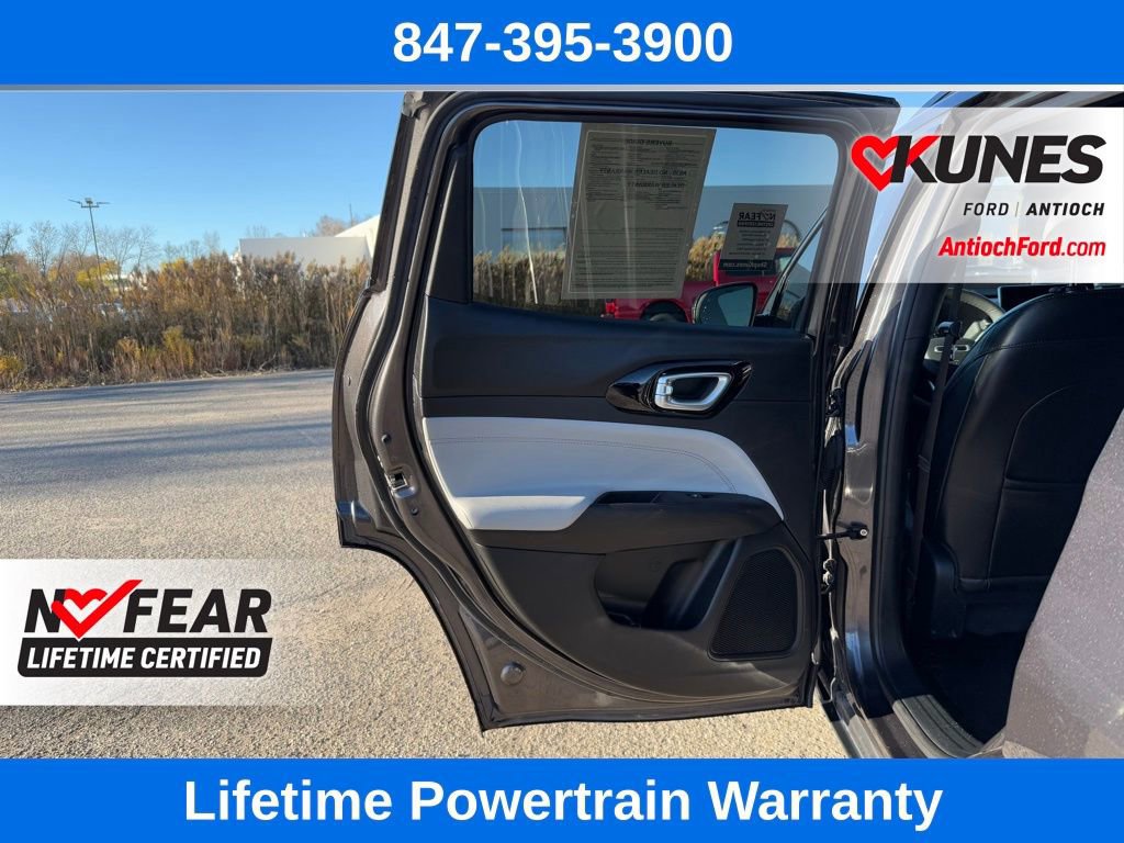 Used 2024 Jeep Compass Limited image 25