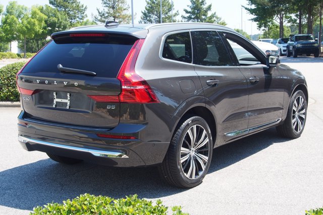 Used 2023 Volvo XC60 B5 Ultimate w/ Protection Package Premier FWD image 8