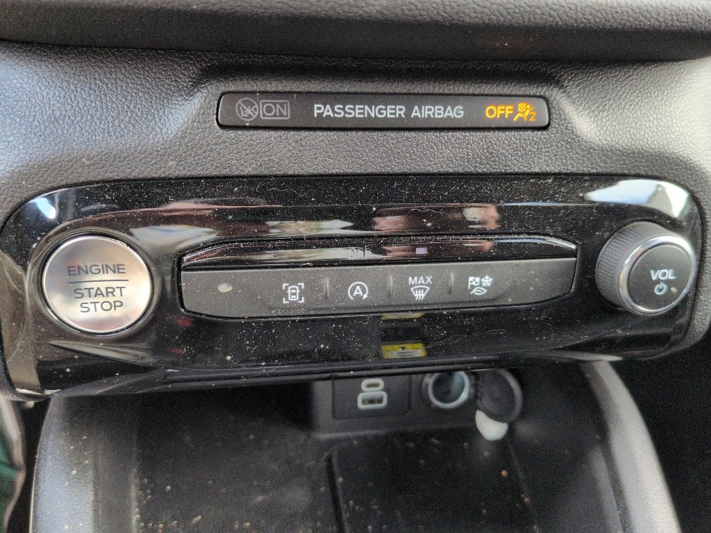 Certified 2024 Ford Escape ST-Line w/ Tech Pack #1 AWD/4WD image 12