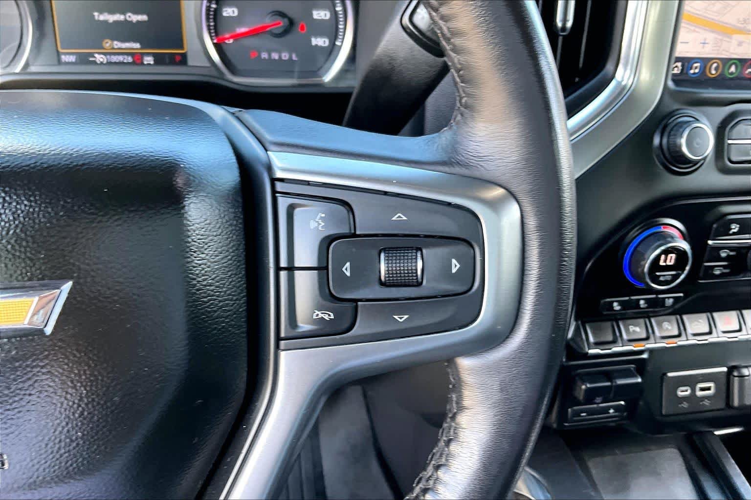Used 2022 Chevrolet Silverado 1500 LTZ AWD/4WD image 21
