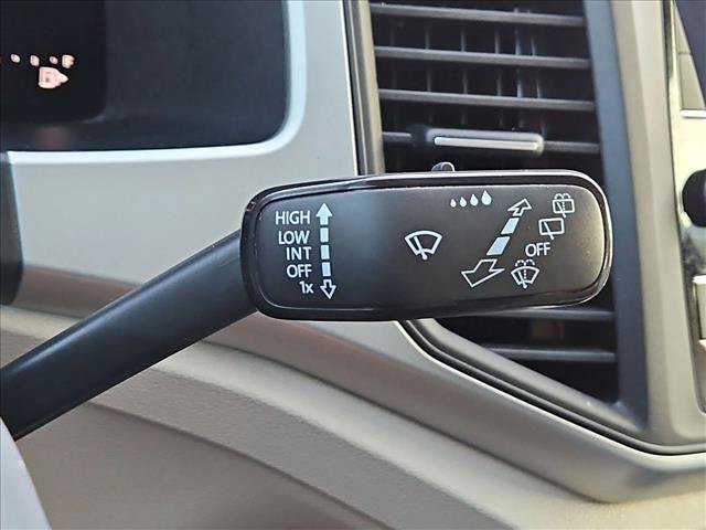 Used 2023 Volkswagen Atlas SE FWD image 27