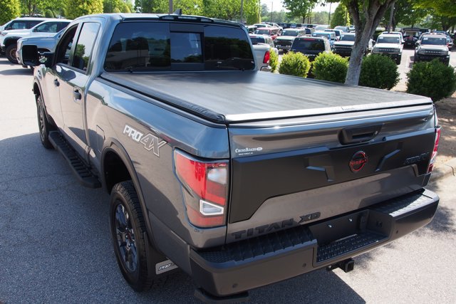 Used 2023 Nissan Titan PRO-4X w/ Pro-4x Convenience Package AWD/4WD image 3