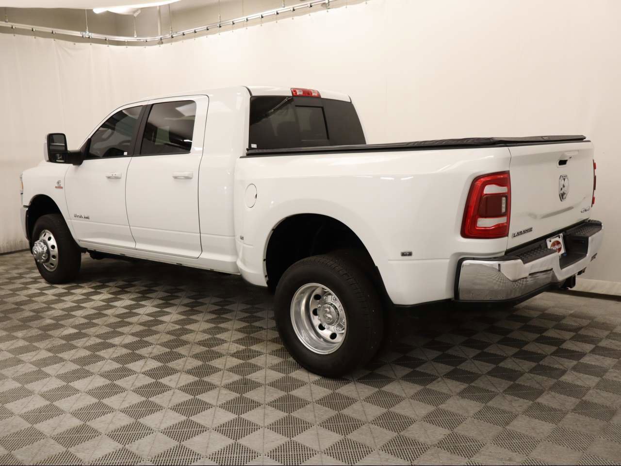 Used 2024 RAM 3500 Laramie image 5
