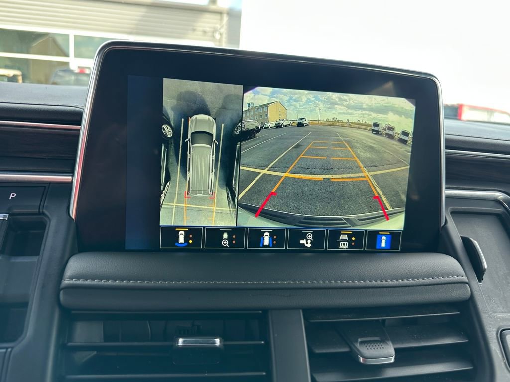 Used 2023 Chevrolet Tahoe Z71 w/ Luxury Package image 14