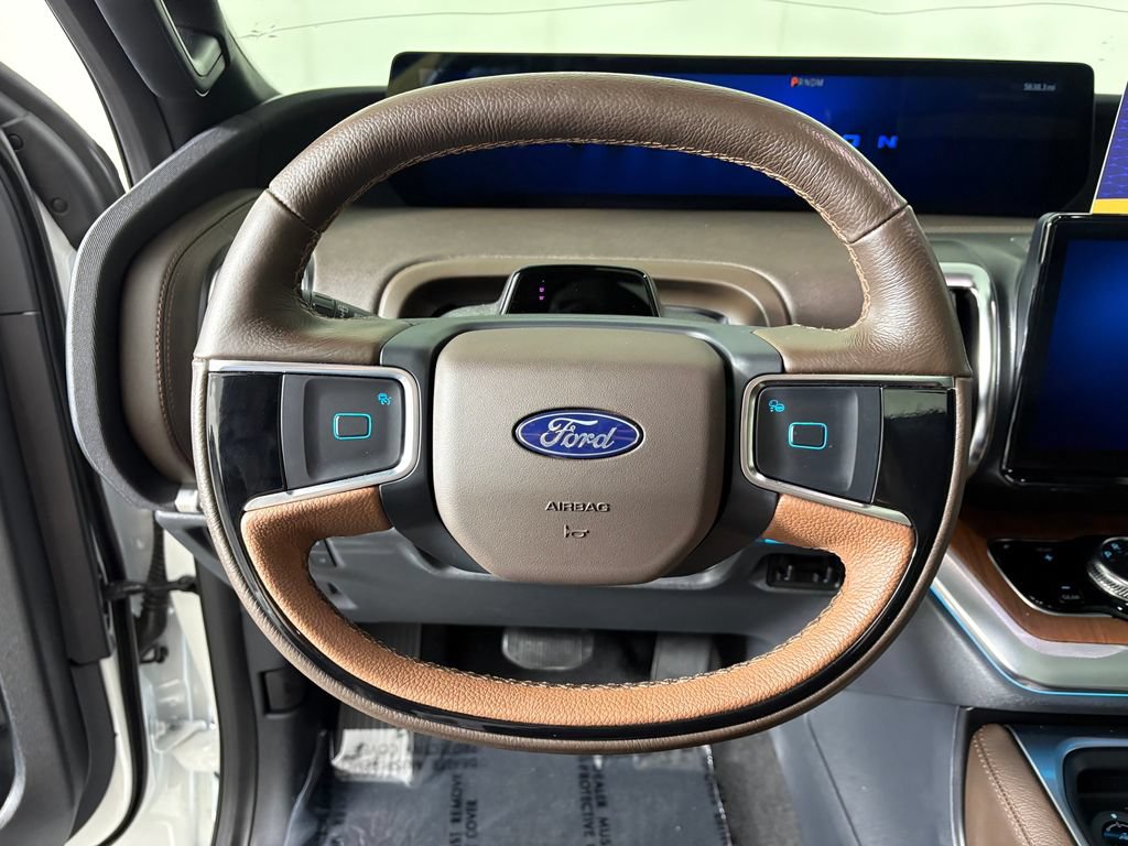 Certified 2025 Ford Expedition Max King Ranch AWD/4WD image 16