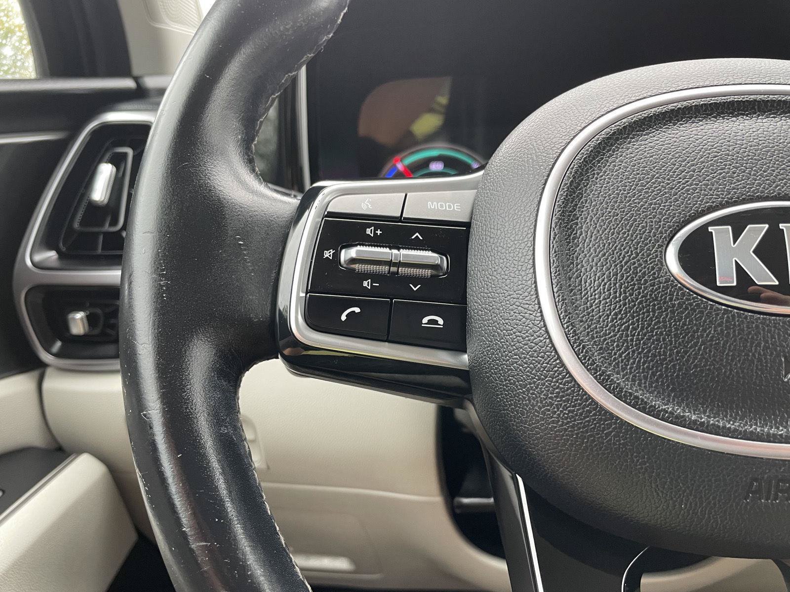 Used 2021 Kia Sorento S FWD image 13