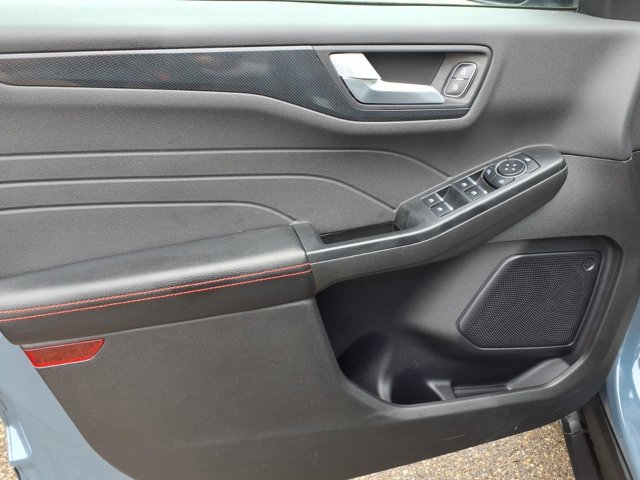 Certified 2024 Ford Escape ST-Line w/ Tech Pack #1 image 18