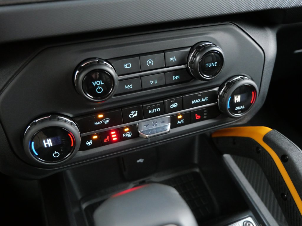 Certified 2024 Ford Bronco Badlands AWD/4WD image 22