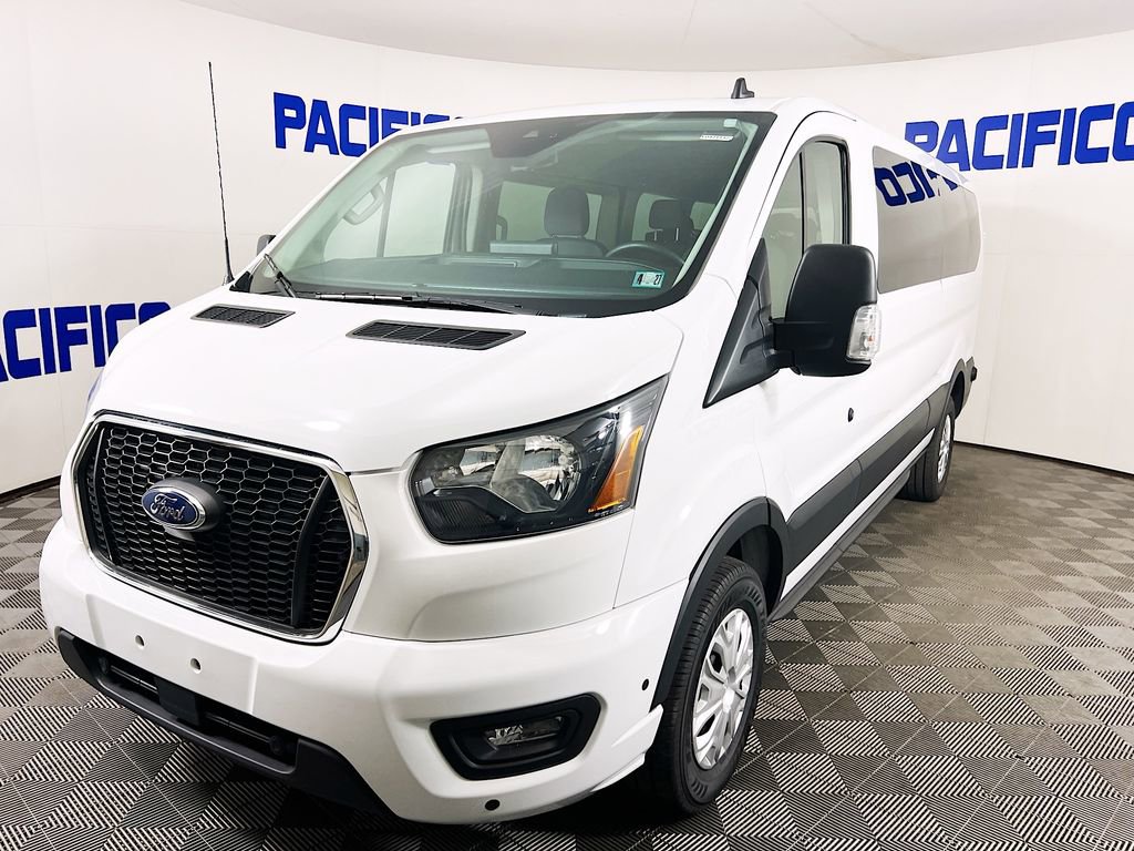 Certified 2024 Ford Transit 350 XLT RWD image 4