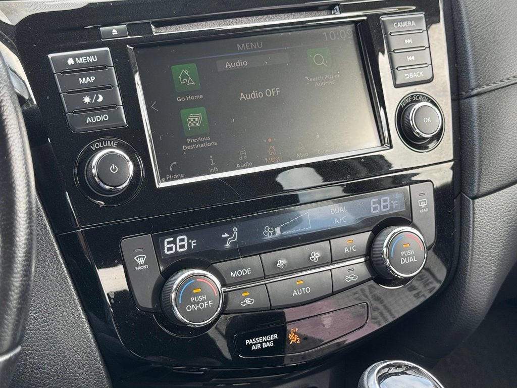 Used 2019 Nissan Rogue SV w/ Premium Package AWD/4WD image 25