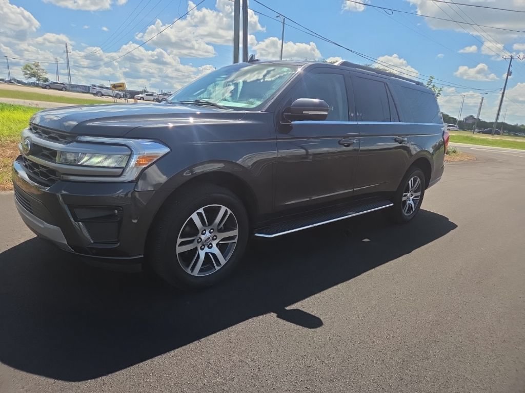 Certified 2023 Ford Expedition Max XLT RWD image 5