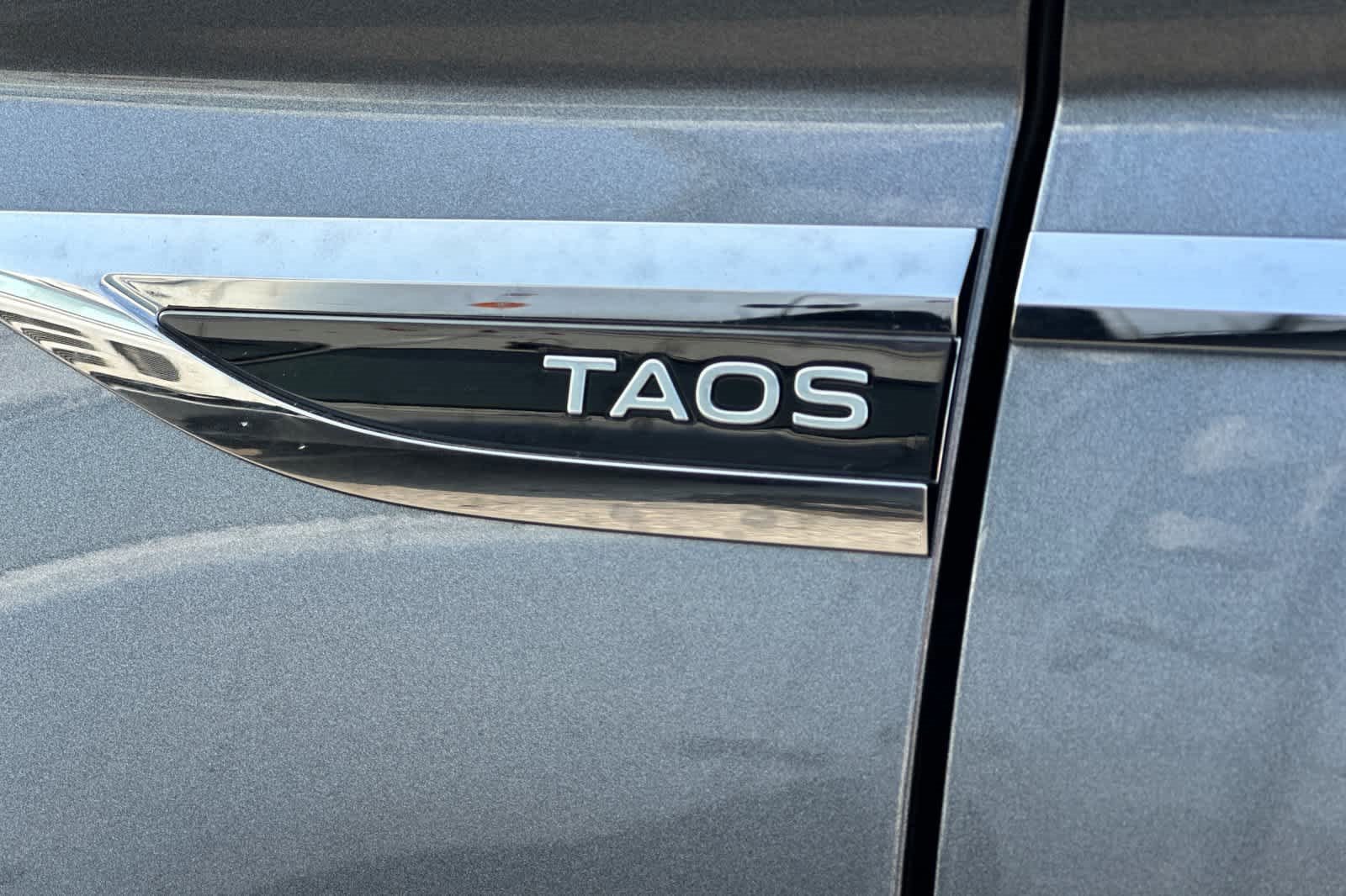 Used 2023 Volkswagen Taos S w/ Driver Assistance Package image 28