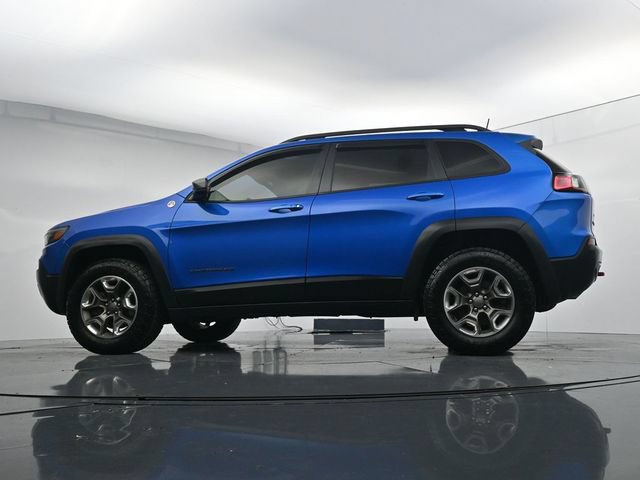 Used 2019 Jeep Cherokee Trailhawk w/ Comfort/Convenience Group AWD/4WD image 32