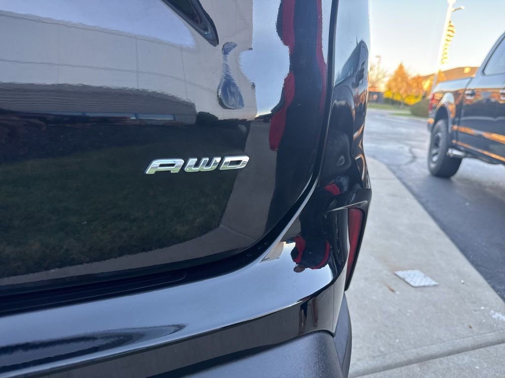 Certified 2022 Ford Edge SE w/ Cargo Accessory Package image 16