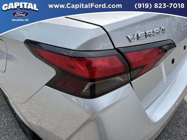 Used 2025 Nissan Versa SV FWD image 15