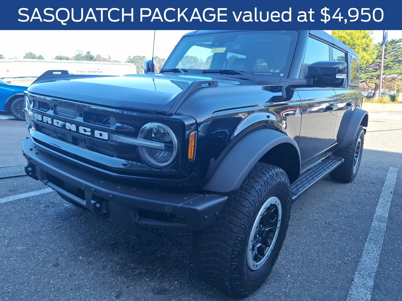 Certified 2023 Ford Bronco Outer Banks w/ Sasquatch Package AWD/4WD image 4