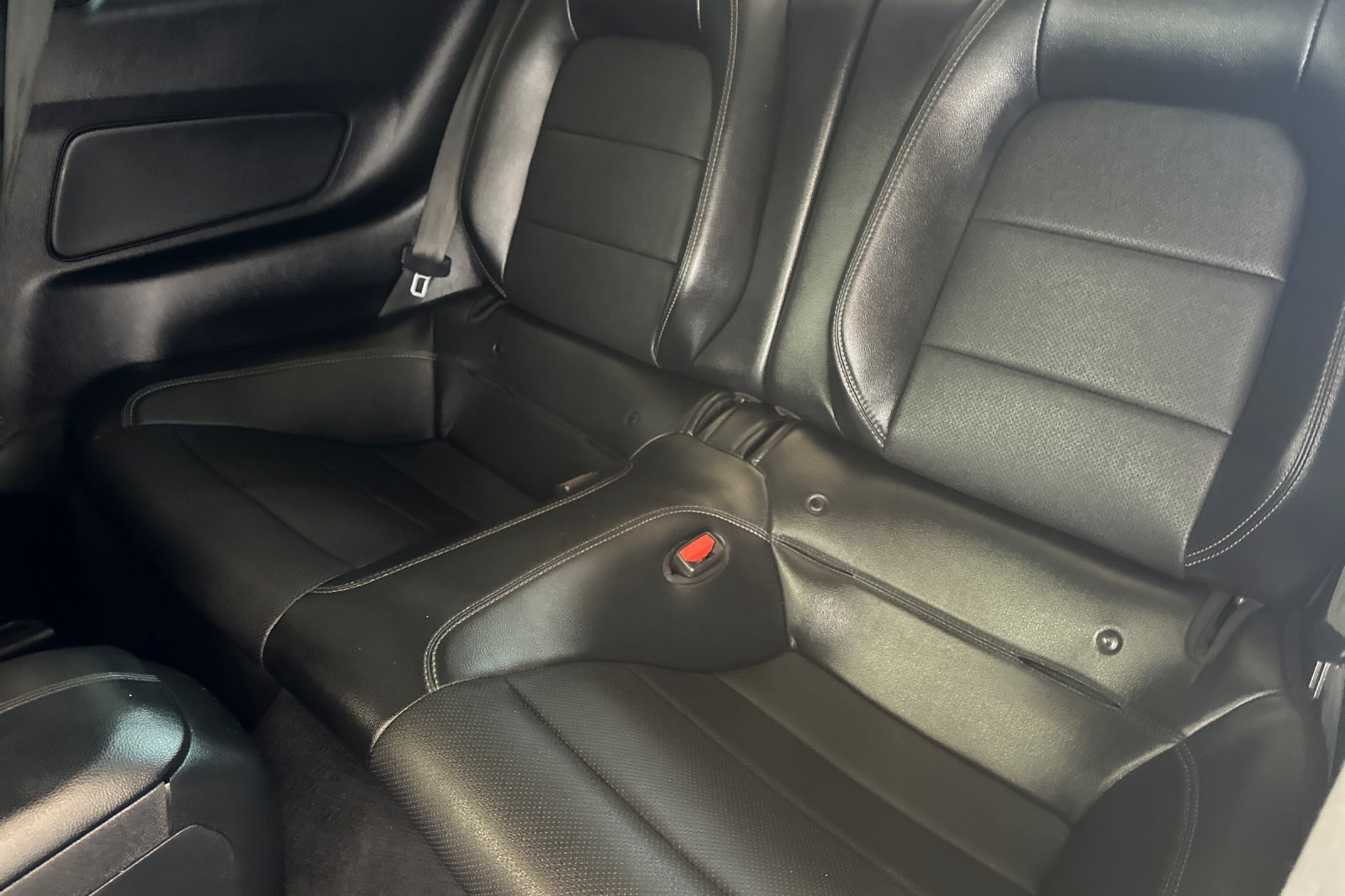 Certified 2021 Ford Mustang Premium RWD image 12
