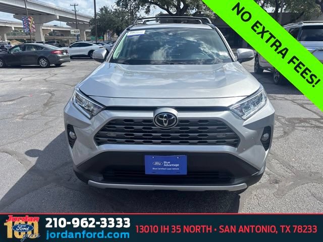 Used 2019 Toyota RAV4 Limited FWD image 2