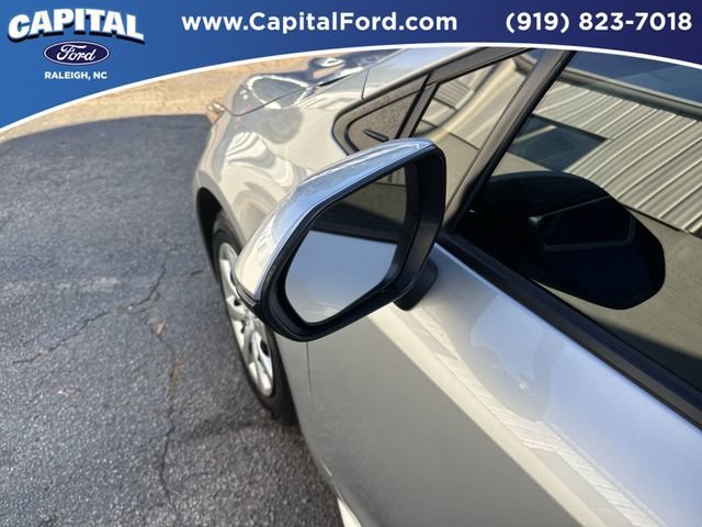 Used 2024 Toyota Corolla LE image 12