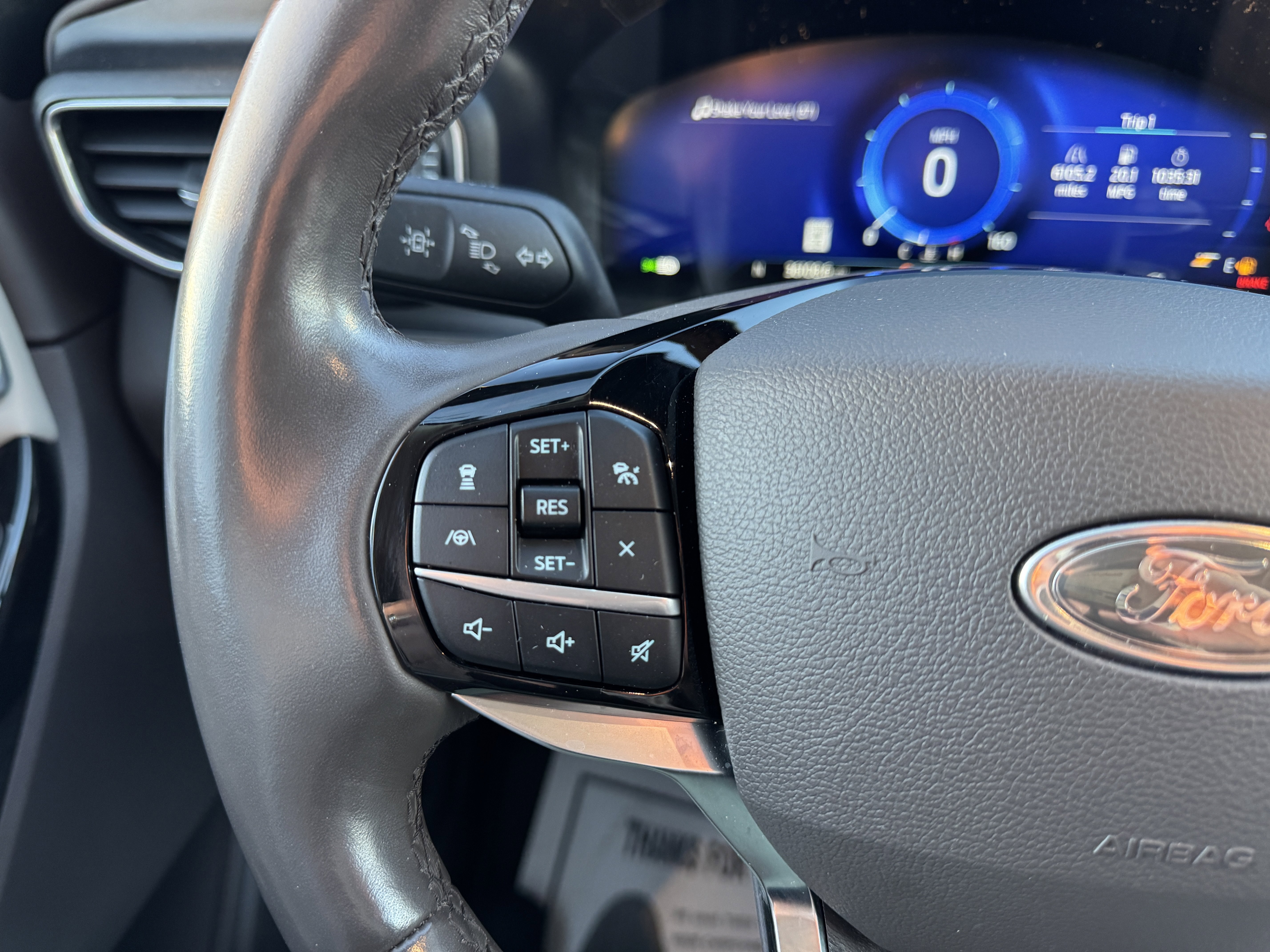 Certified 2022 Ford Explorer Platinum w/ Equipment Group 601A image 14