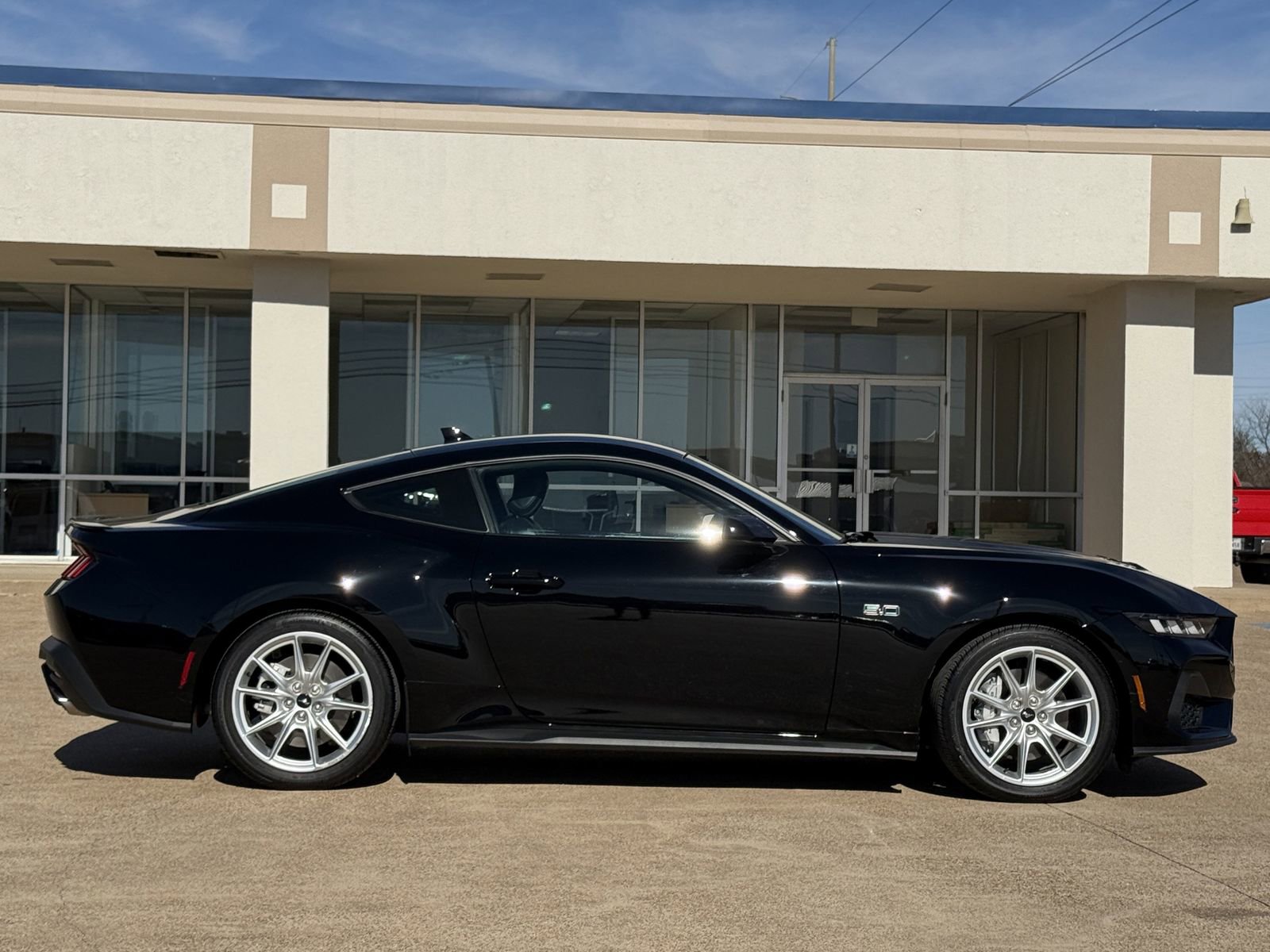Certified 2024 Ford Mustang GT Premium image 3