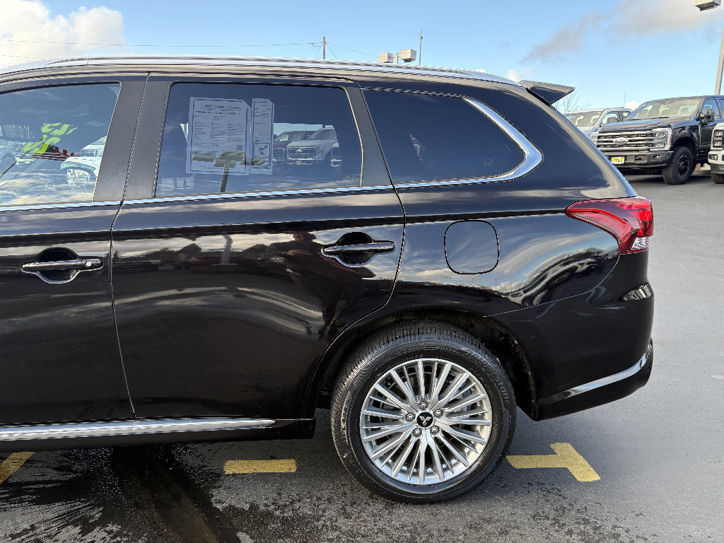 Used 2020 Mitsubishi Outlander GT image 12