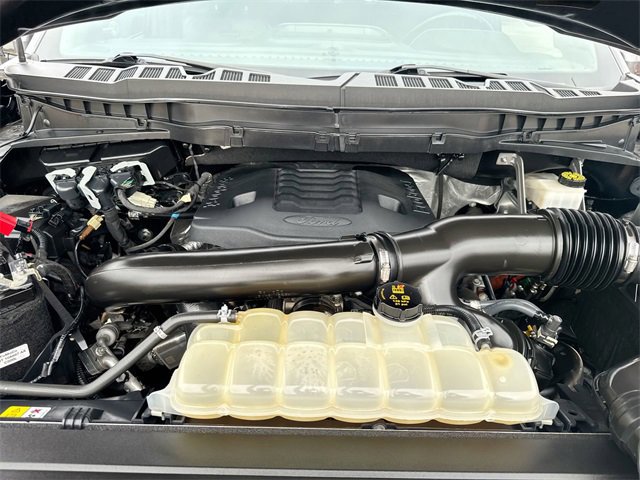 Certified 2022 Ford F150 Platinum w/ Equipment Group 701A High image 23