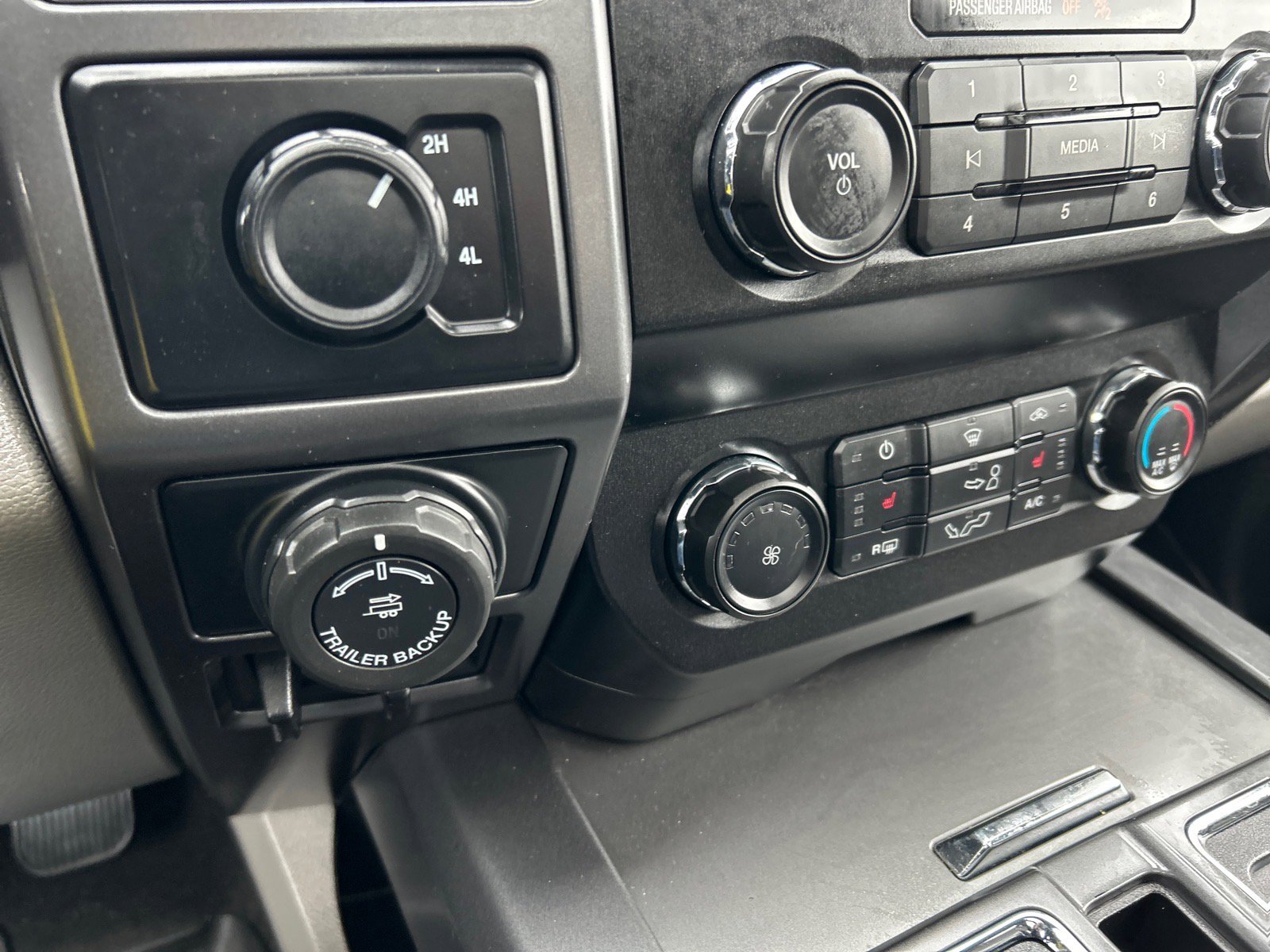 Certified 2020 Ford F150 XLT w/ Equipment Group 302A Luxury image 33