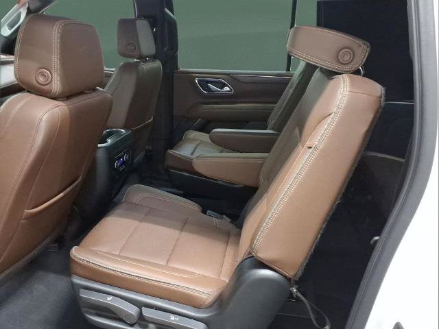 Used 2022 Chevrolet Suburban High Country w/ LPO, Illumination Package AWD/4WD image 24