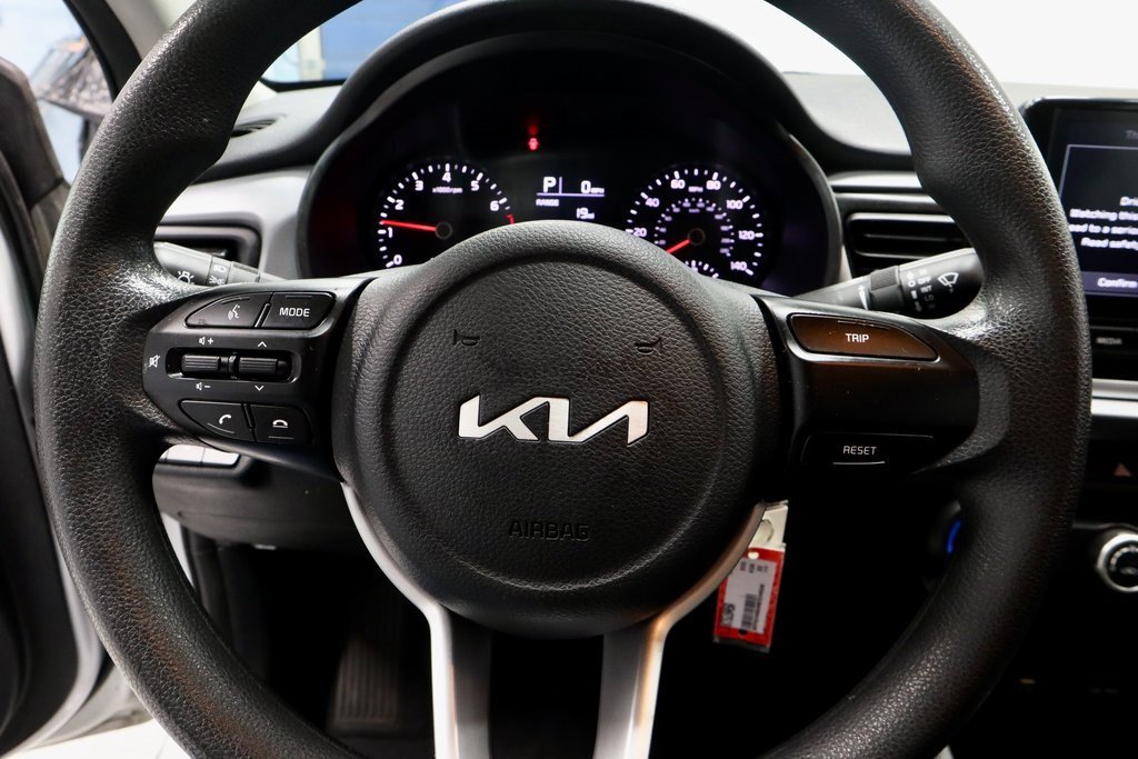 Used 2022 Kia Rio LX image 30