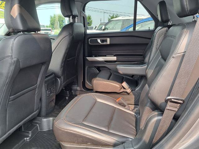 Certified 2023 Ford Explorer XLT w/ Equipment Group 202A RWD image 13