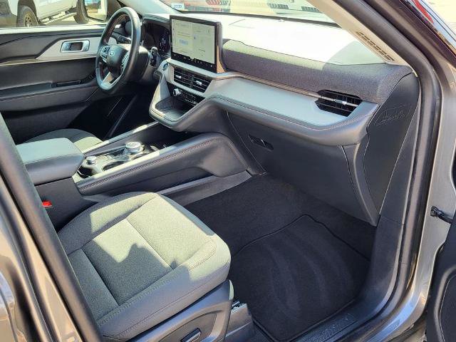 Certified 2025 Ford Explorer Active RWD image 25