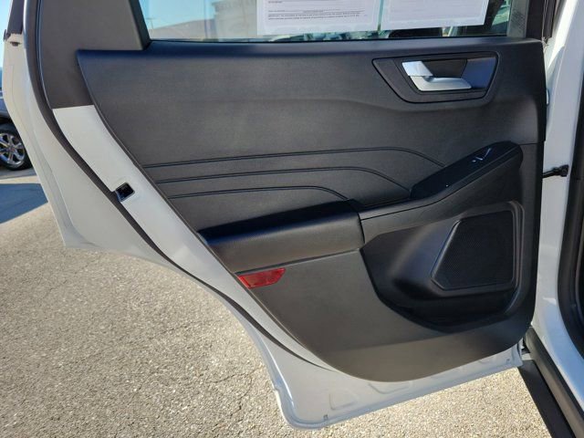 Certified 2024 Ford Escape ST-Line w/ Equipment Group 301A FWD image 15