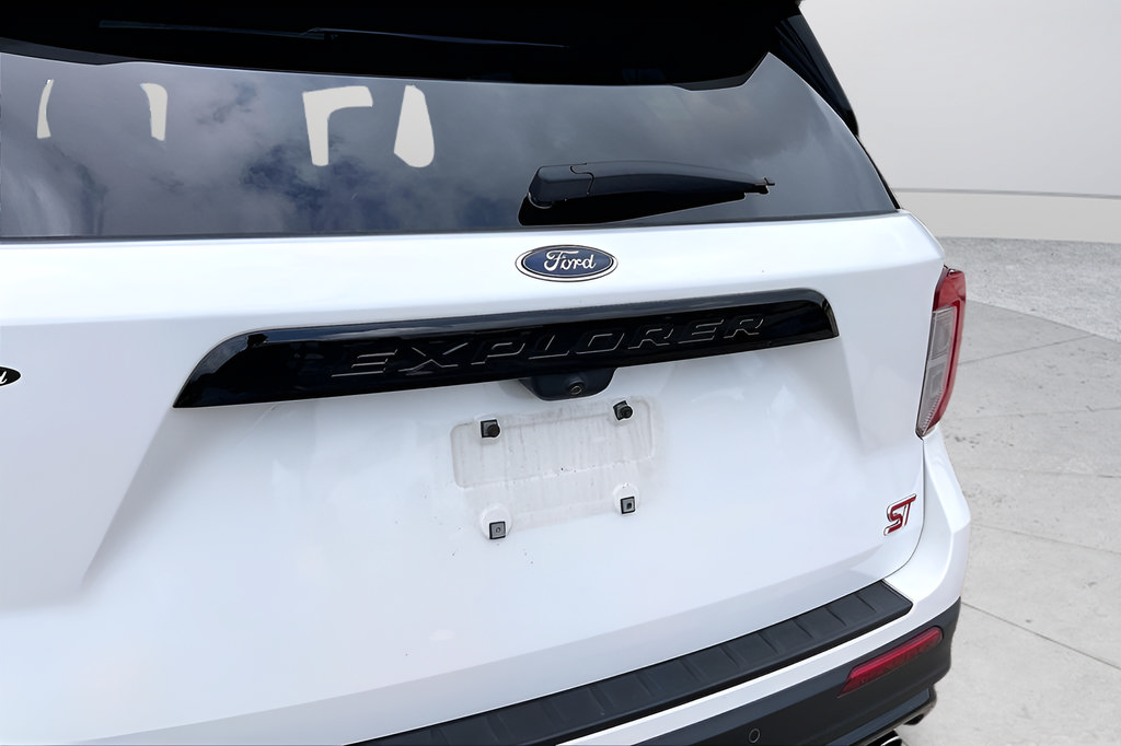 Certified 2023 Ford Explorer ST w/ Equipment Group 401A AWD/4WD image 35