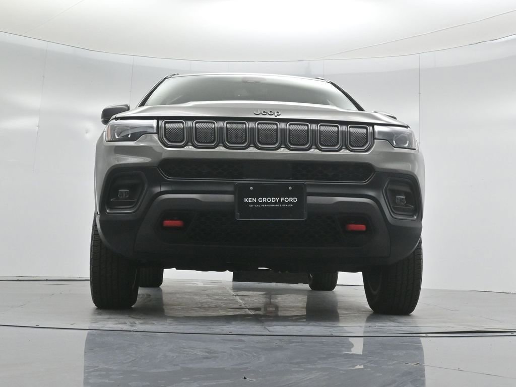 Used 2022 Jeep Compass Trailhawk w/ Trailhawk Elite Group image 45