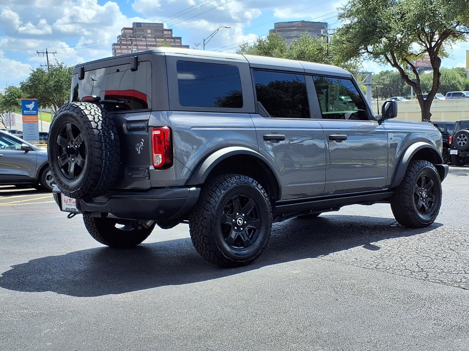 Certified 2025 Ford Bronco Big Bend w/ Black Diamond Package AWD/4WD image 6