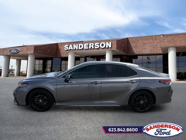 Used 2024 Toyota Camry XSE FWD image 2