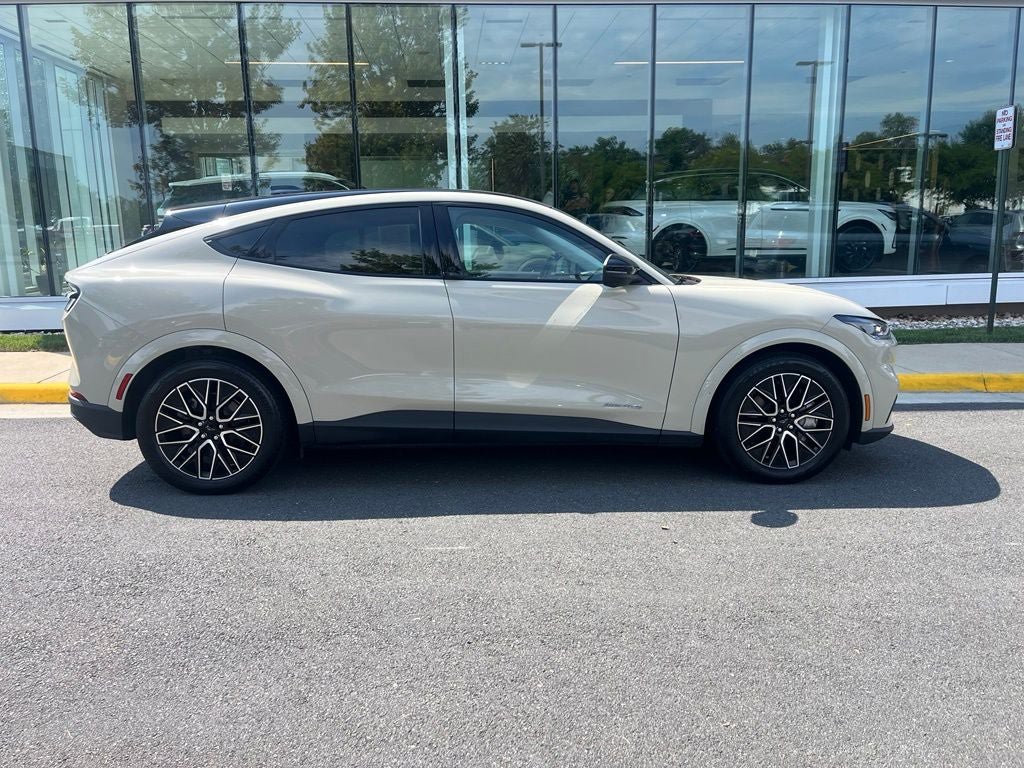 Certified 2025 Ford Mustang Mach-E Premium AWD/4WD image 10