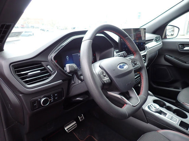 Certified 2023 Ford Escape ST-Line w/ Tech Pack #1 image 13
