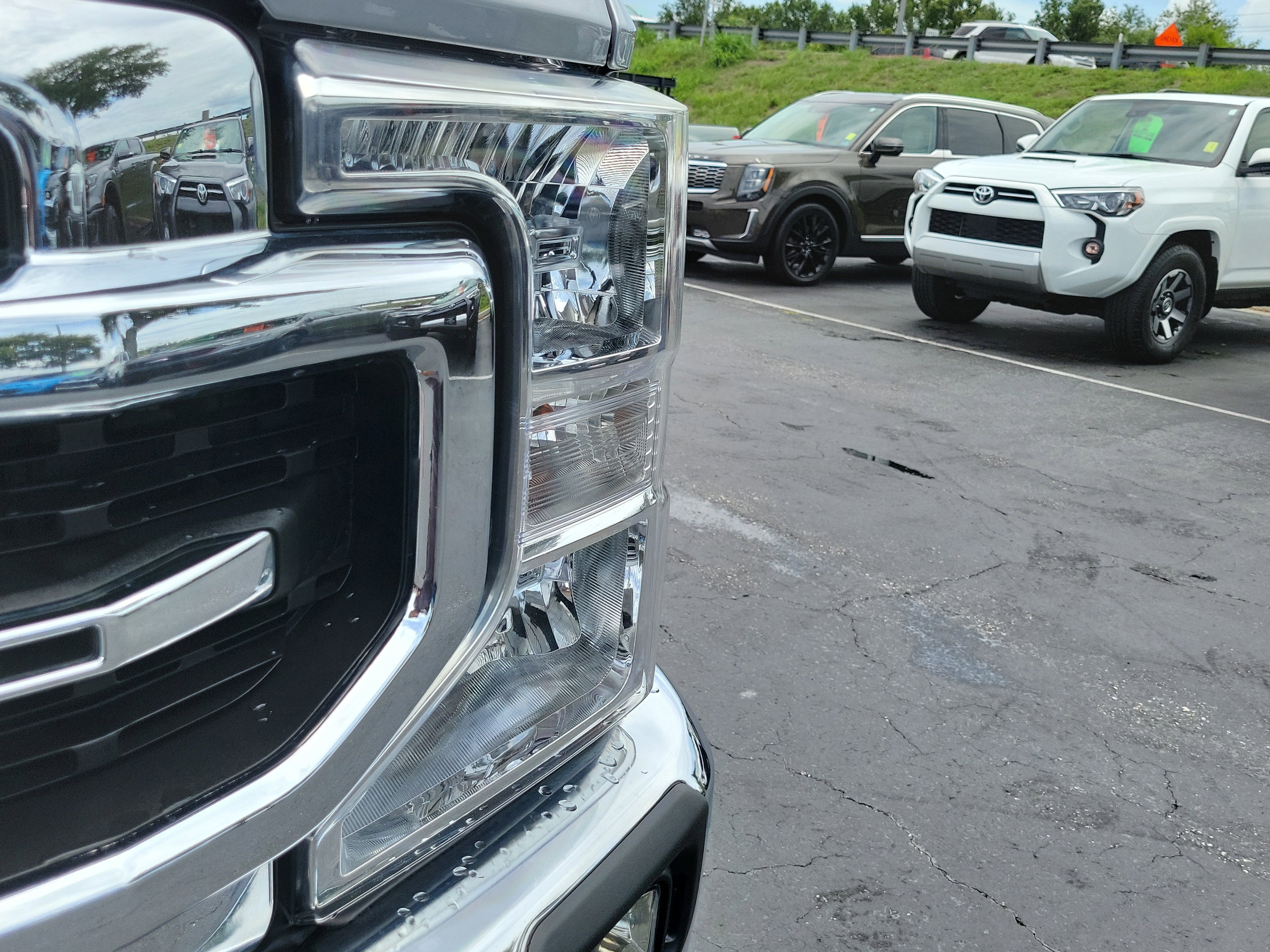 Certified 2021 Ford F350 Lariat w/ Chrome Package AWD/4WD image 3